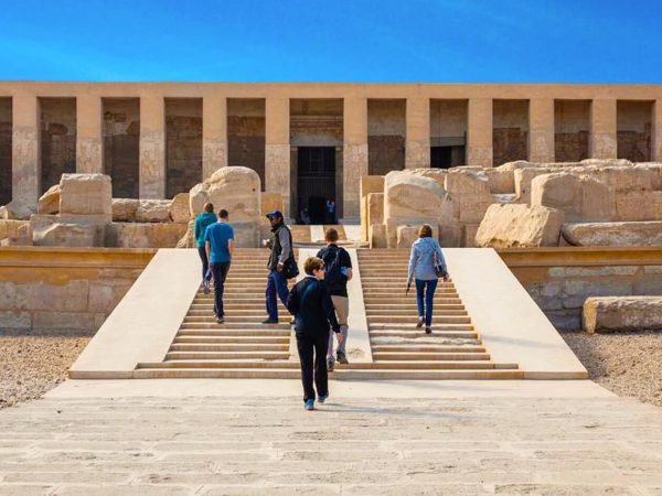 A-wonderful-picture-of-some-visitors-in-front-of-Abydos-Temple